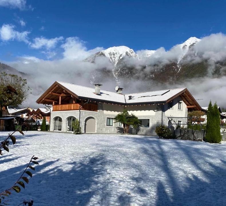 B&B Casa Il Sasso Pinzolo Exterior foto